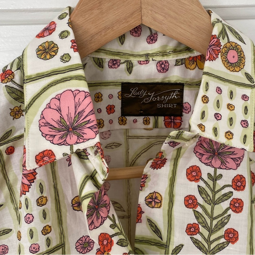 Vintage botanical Cottagecore floral button up blouse